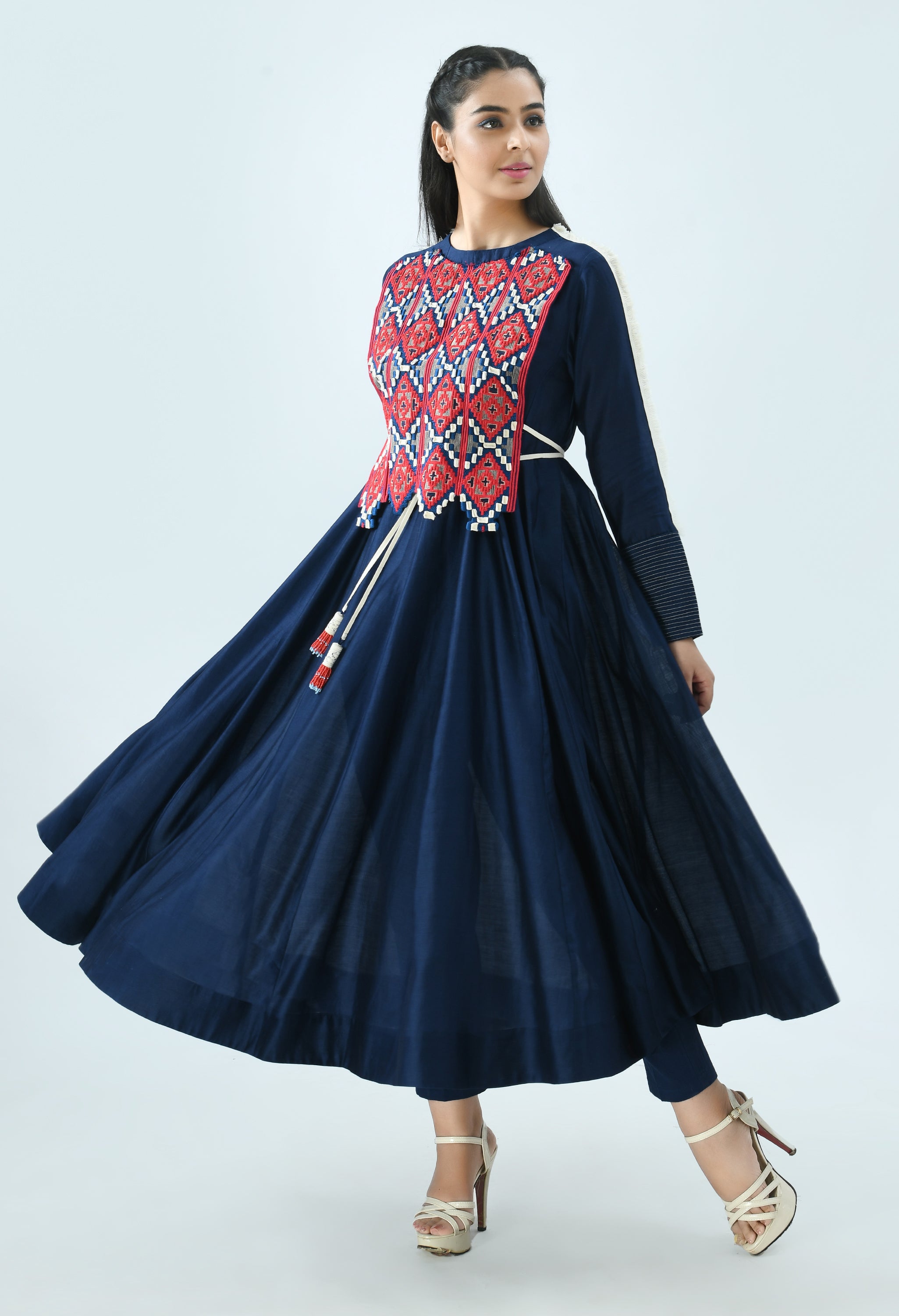 KURTAS