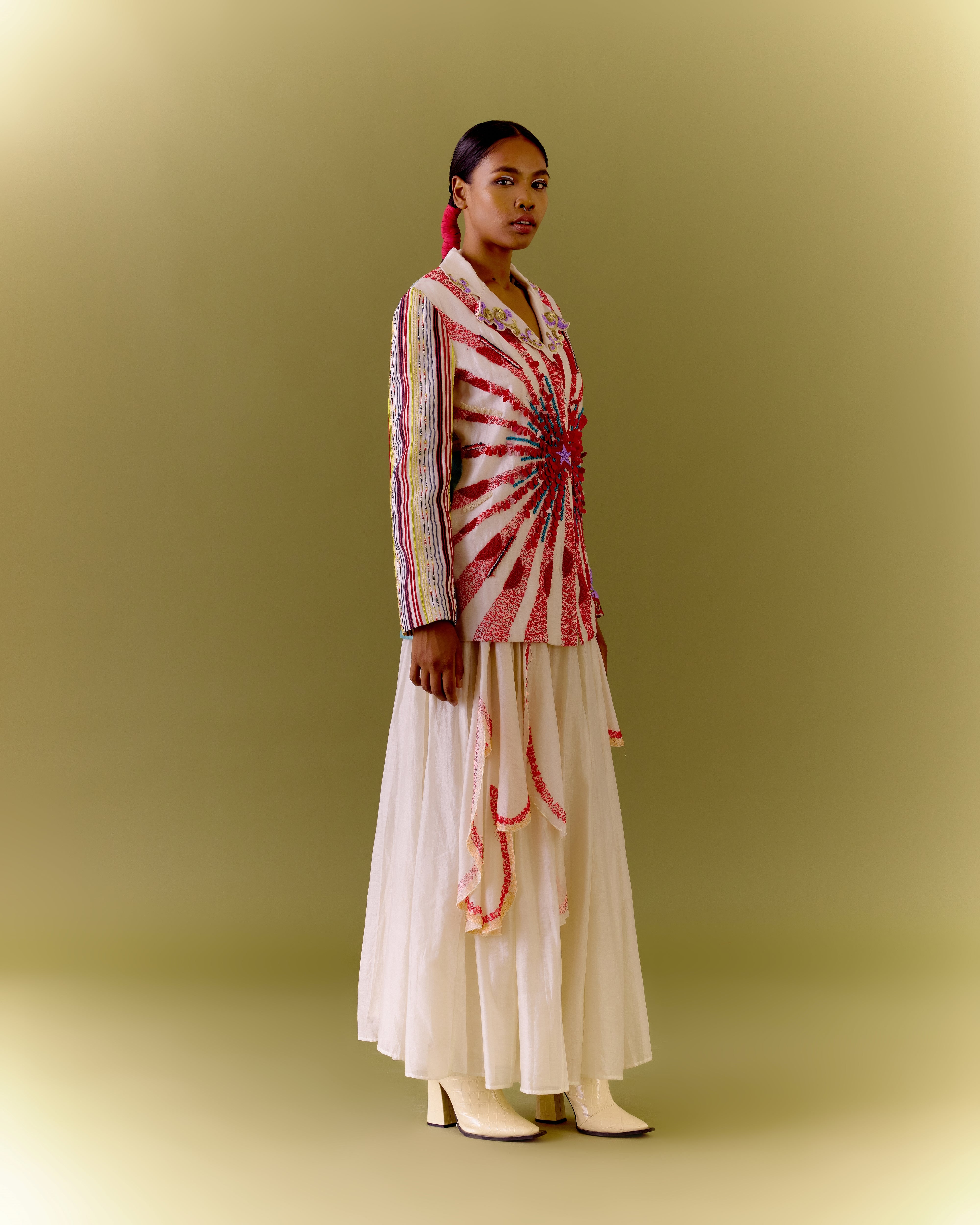 CARNIVAL JACKET & SKIRT SET (IVORY )