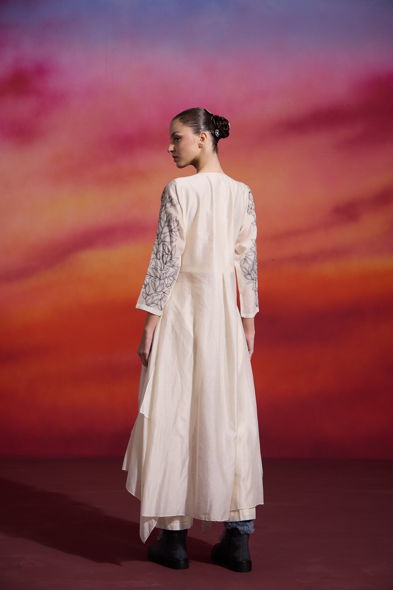 Sari Ivory