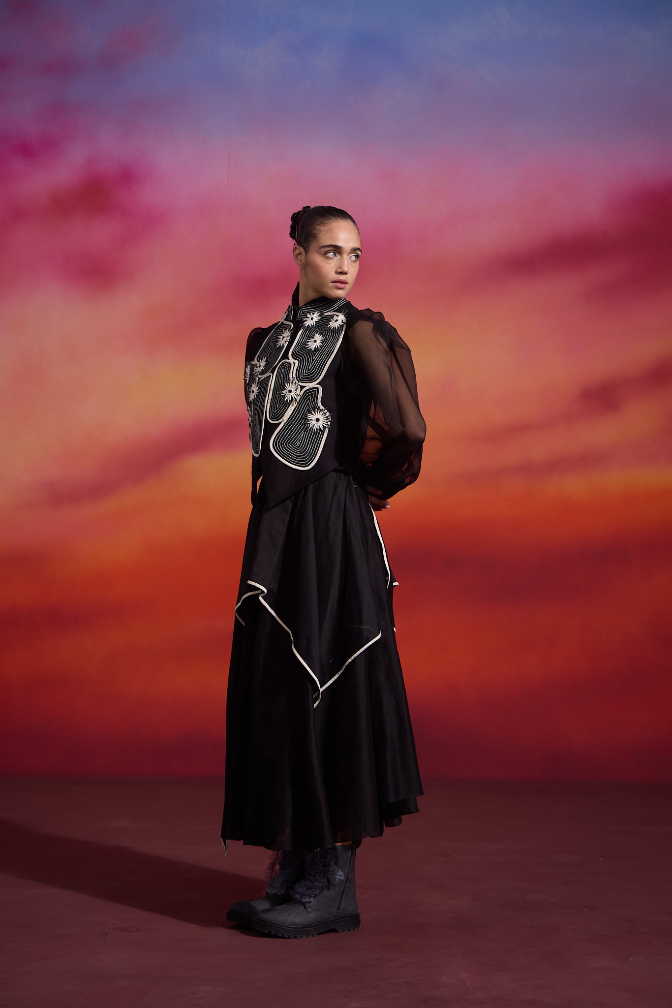 Lacuna Black