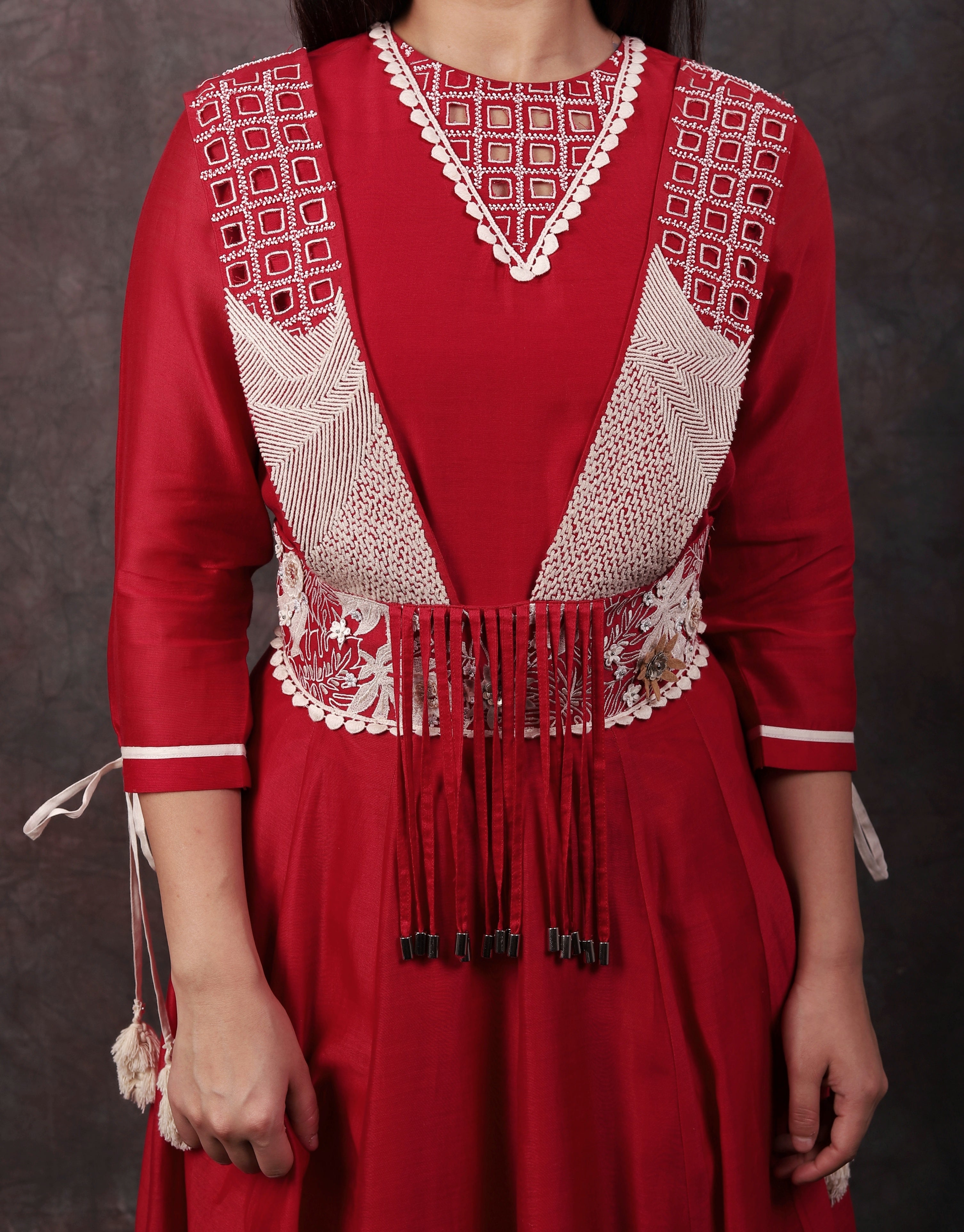 AKURI SET - RED