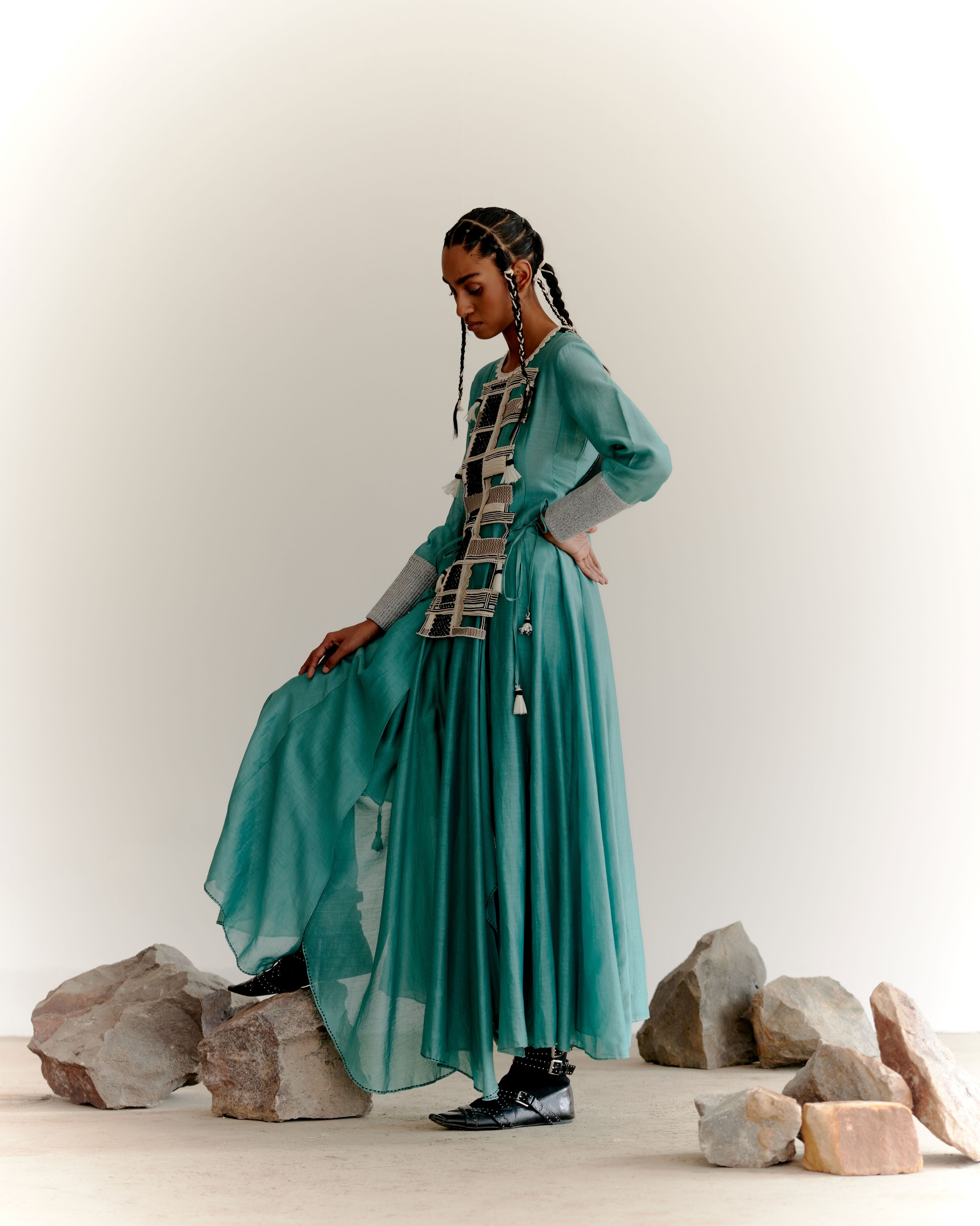 IKHLAAS SAGE