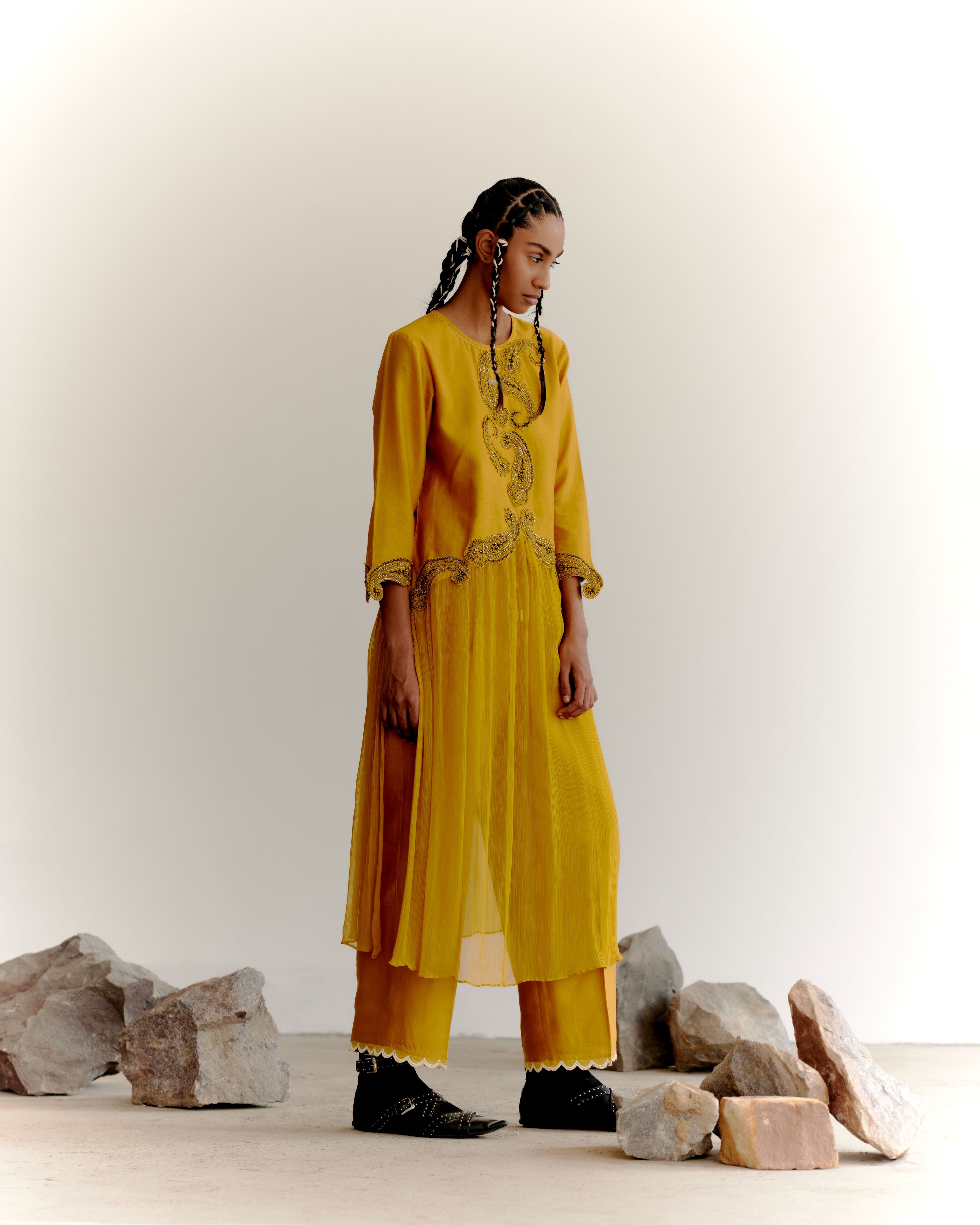 PAISLEY STRAIGHT KURTA - MUSTARD
