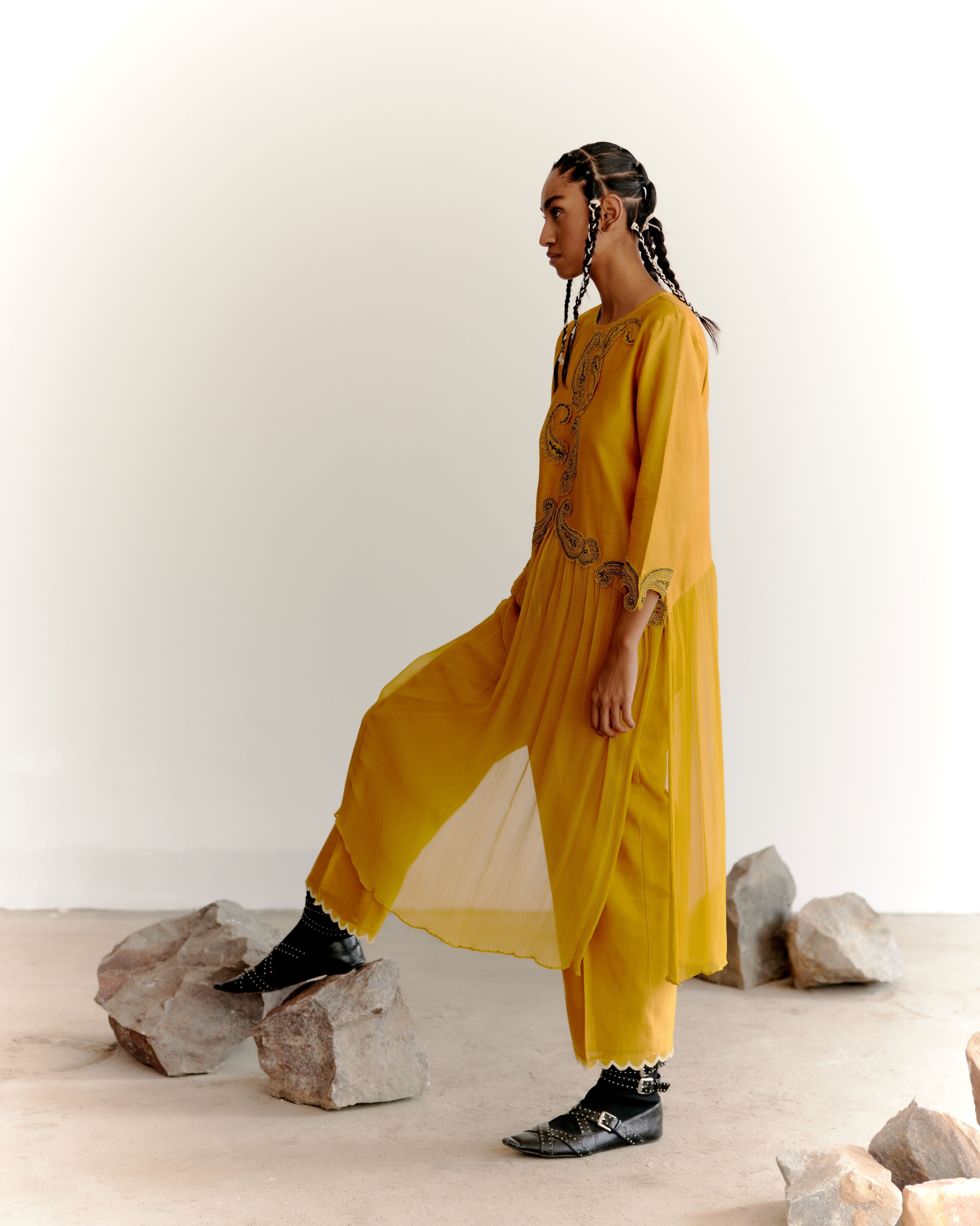 PAISLEY STRAIGHT KURTA - MUSTARD
