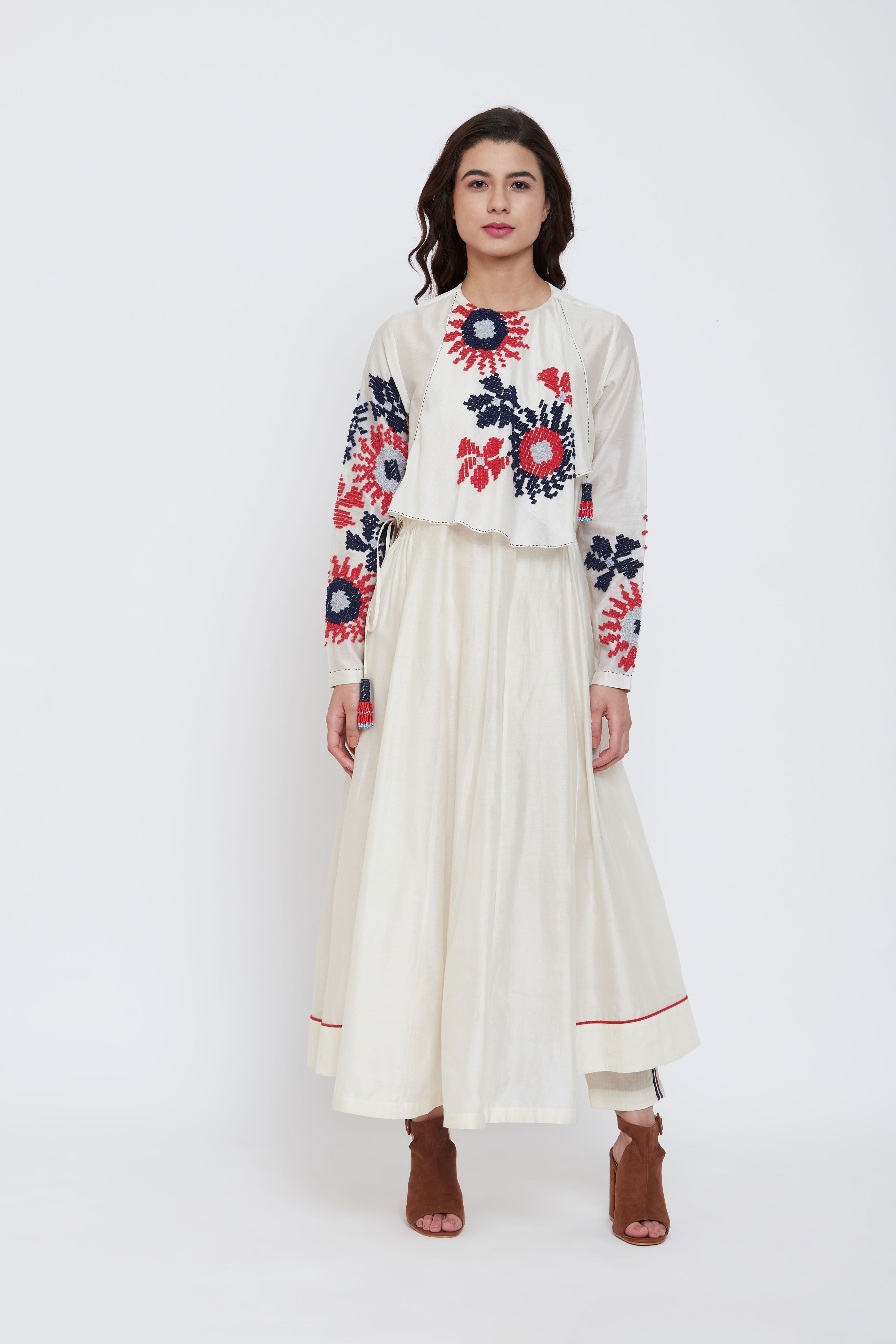 BLOSSOM IVORY SET