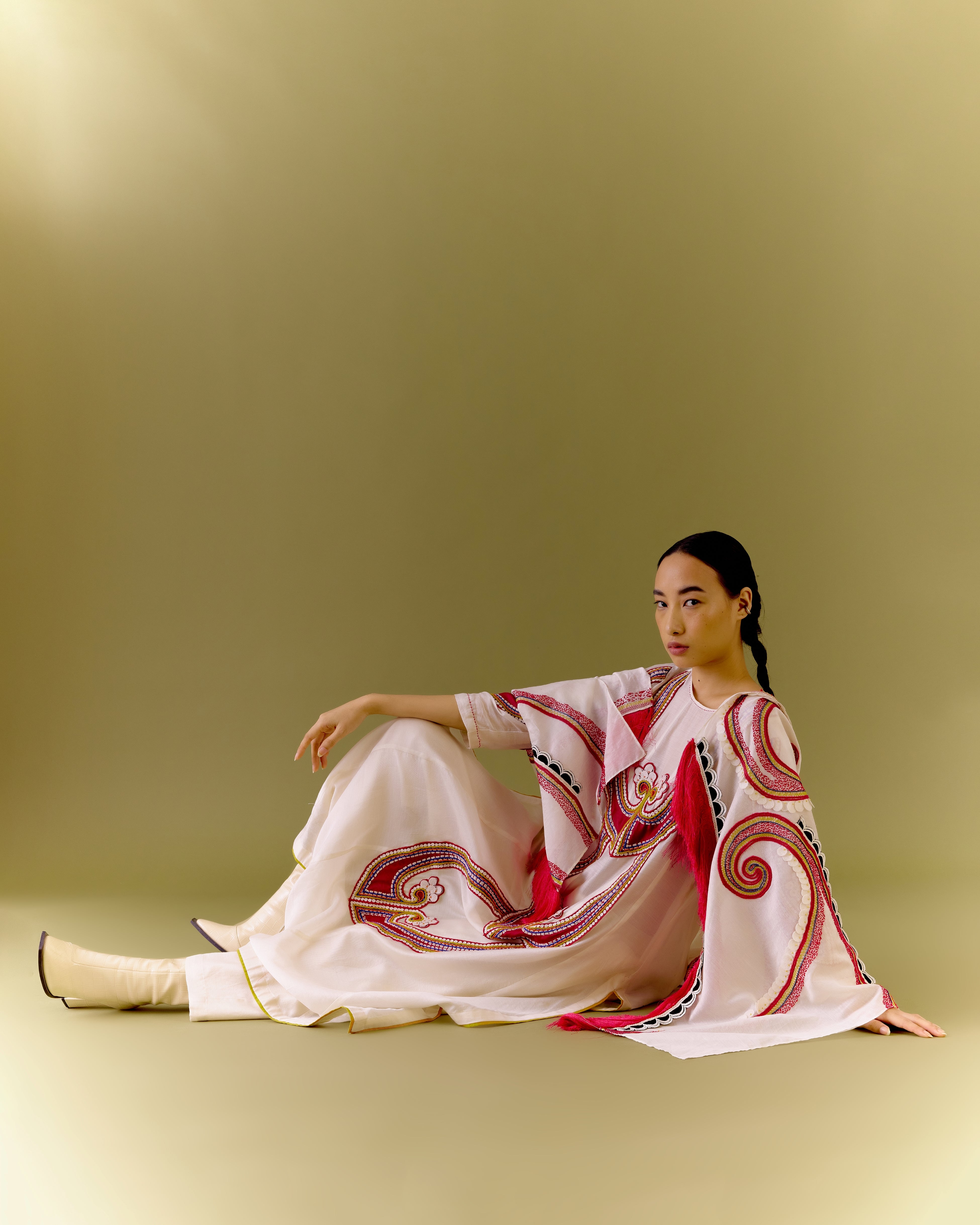 ENCHANTED IVORY KURTA