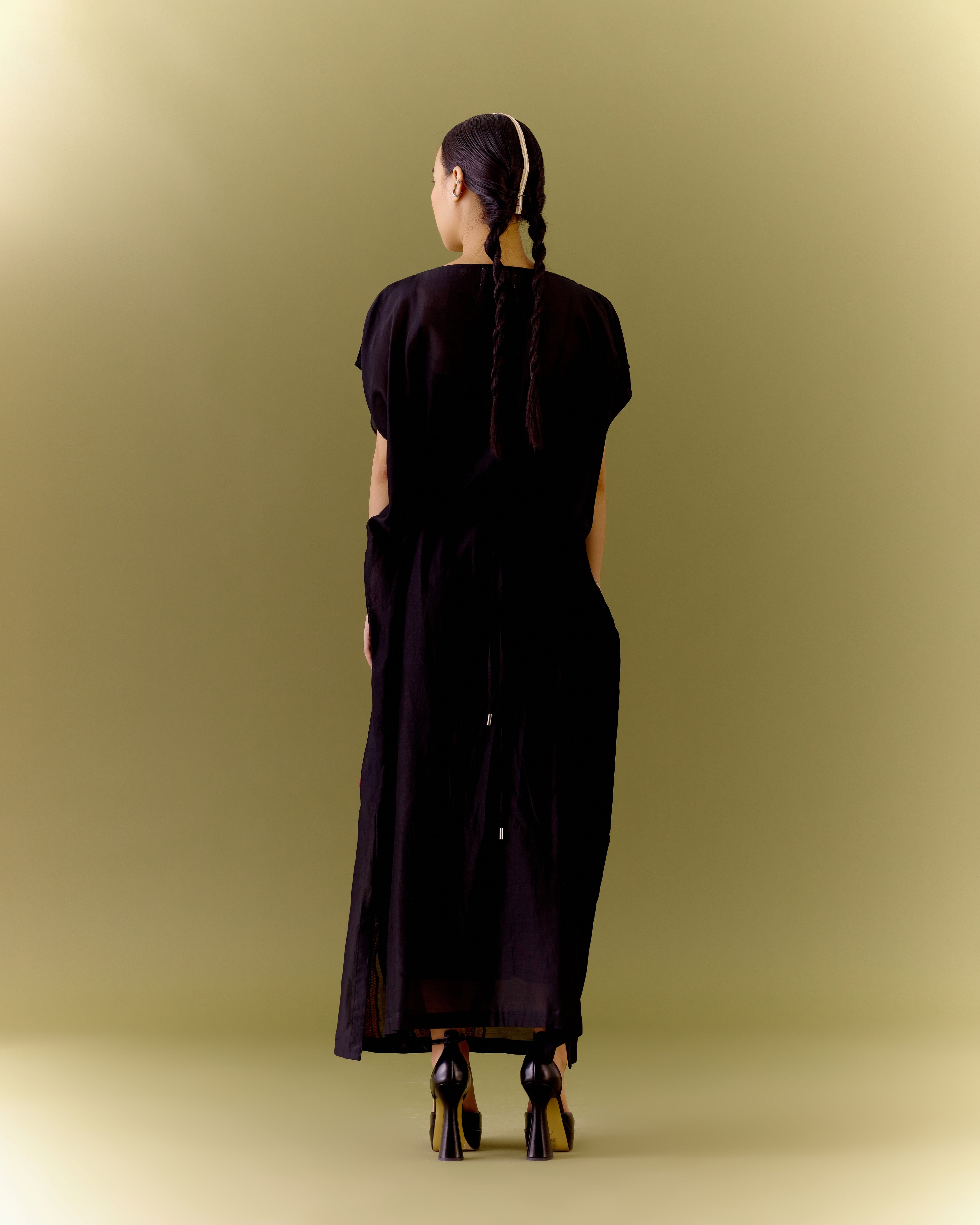 SWIRL KAFTAAN  BLACK