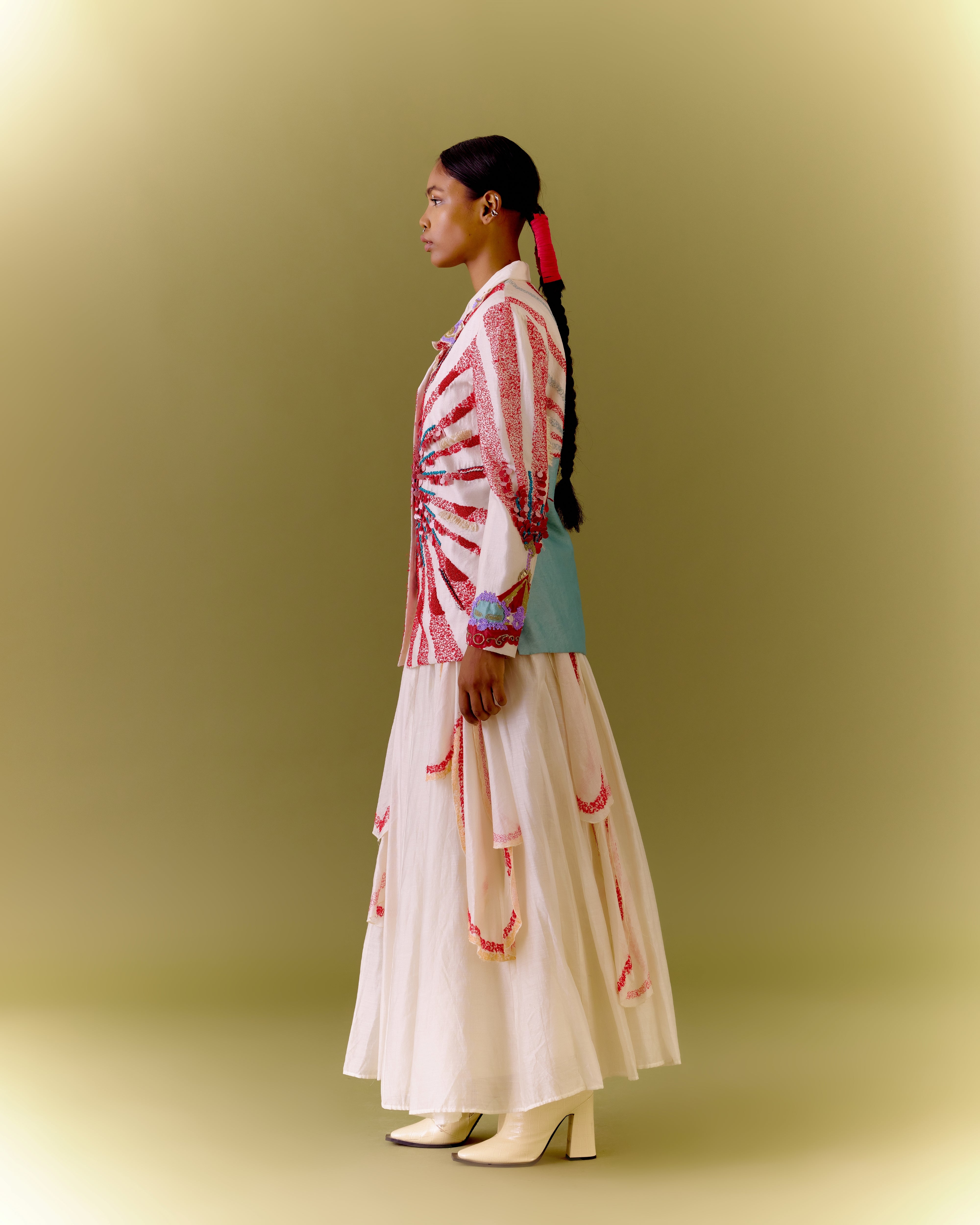 CARNIVAL JACKET & SKIRT SET (IVORY )