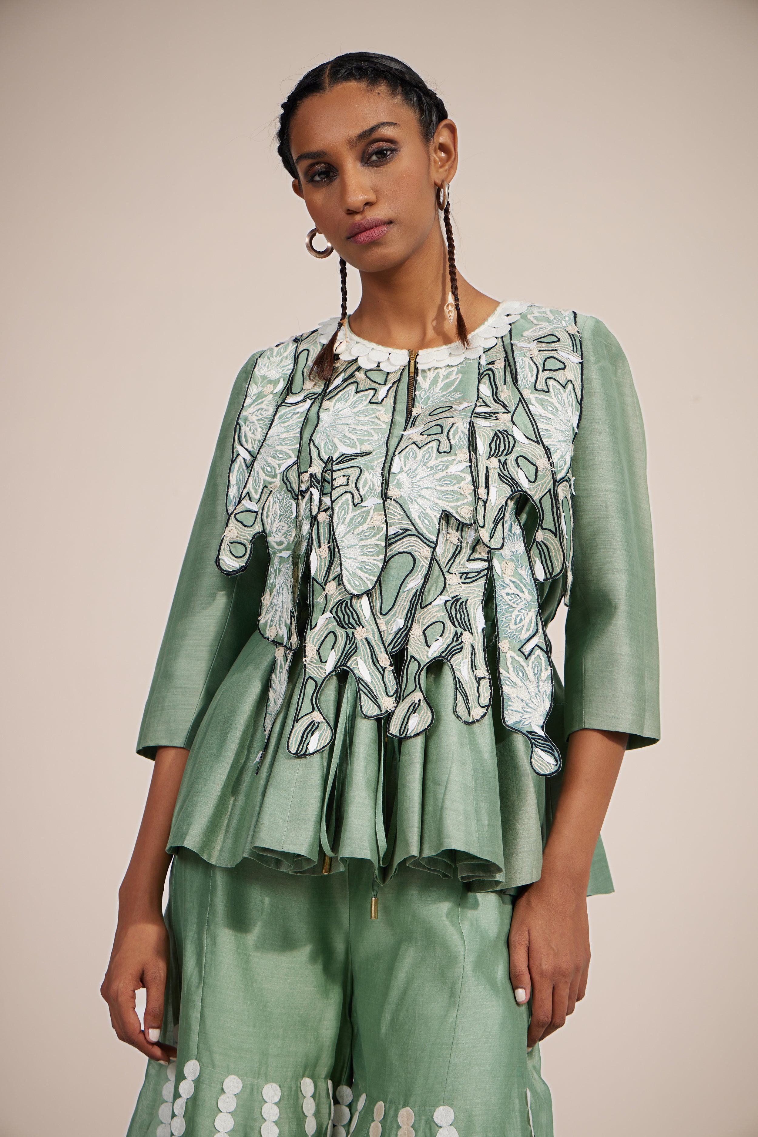 WATER LILY (DUSTY GREEN)