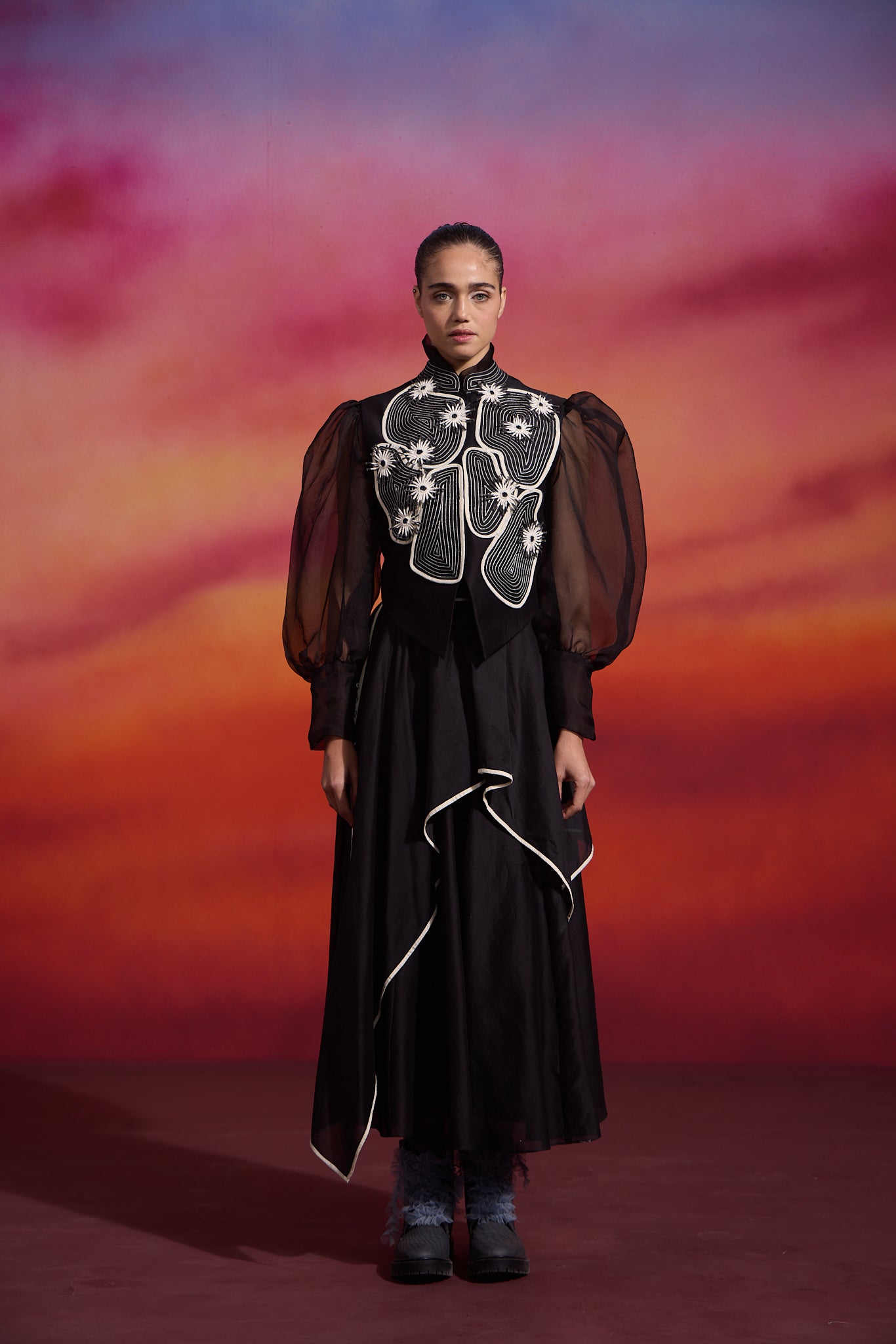 Lacuna Black