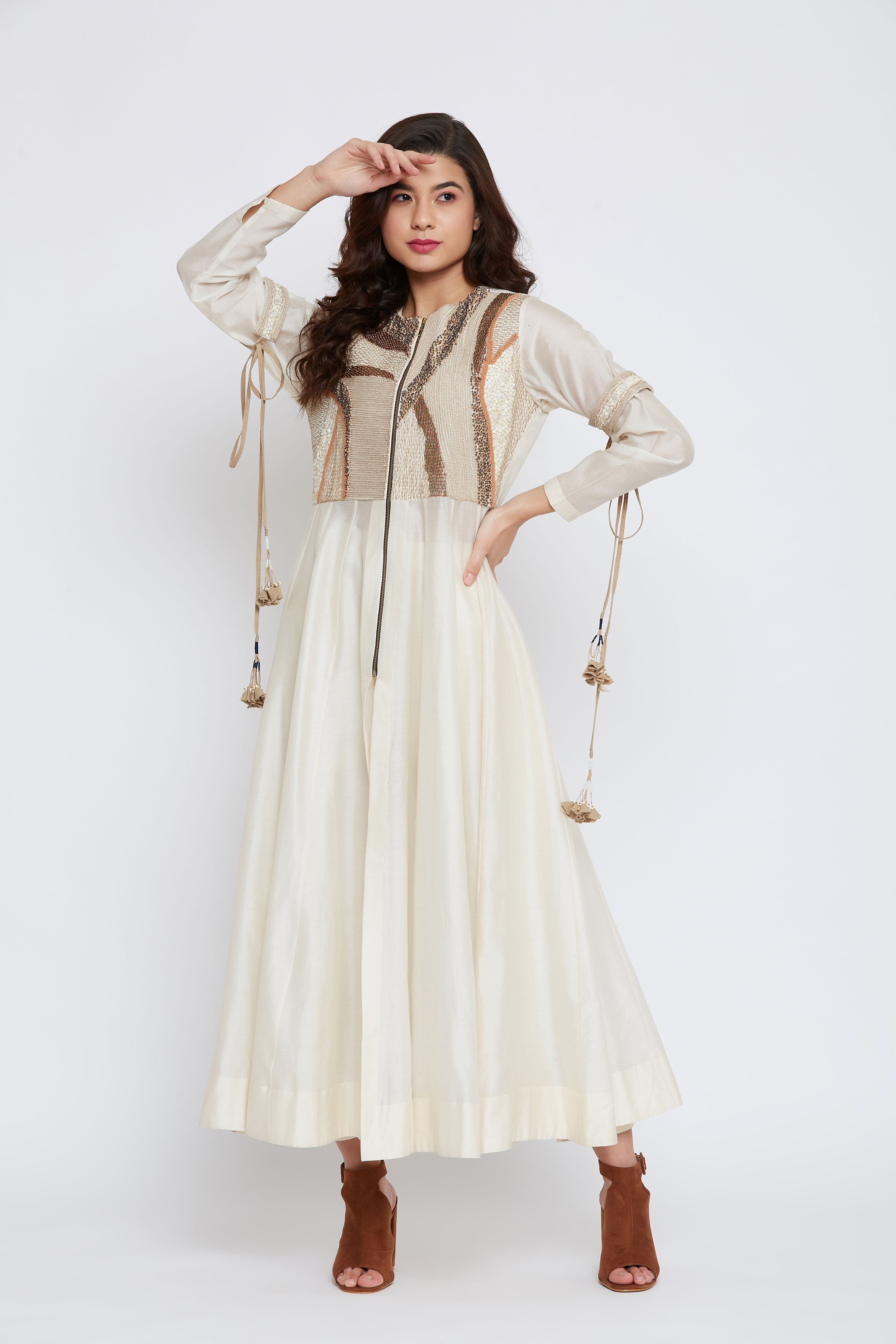 BAAJUBAND IVORY SET